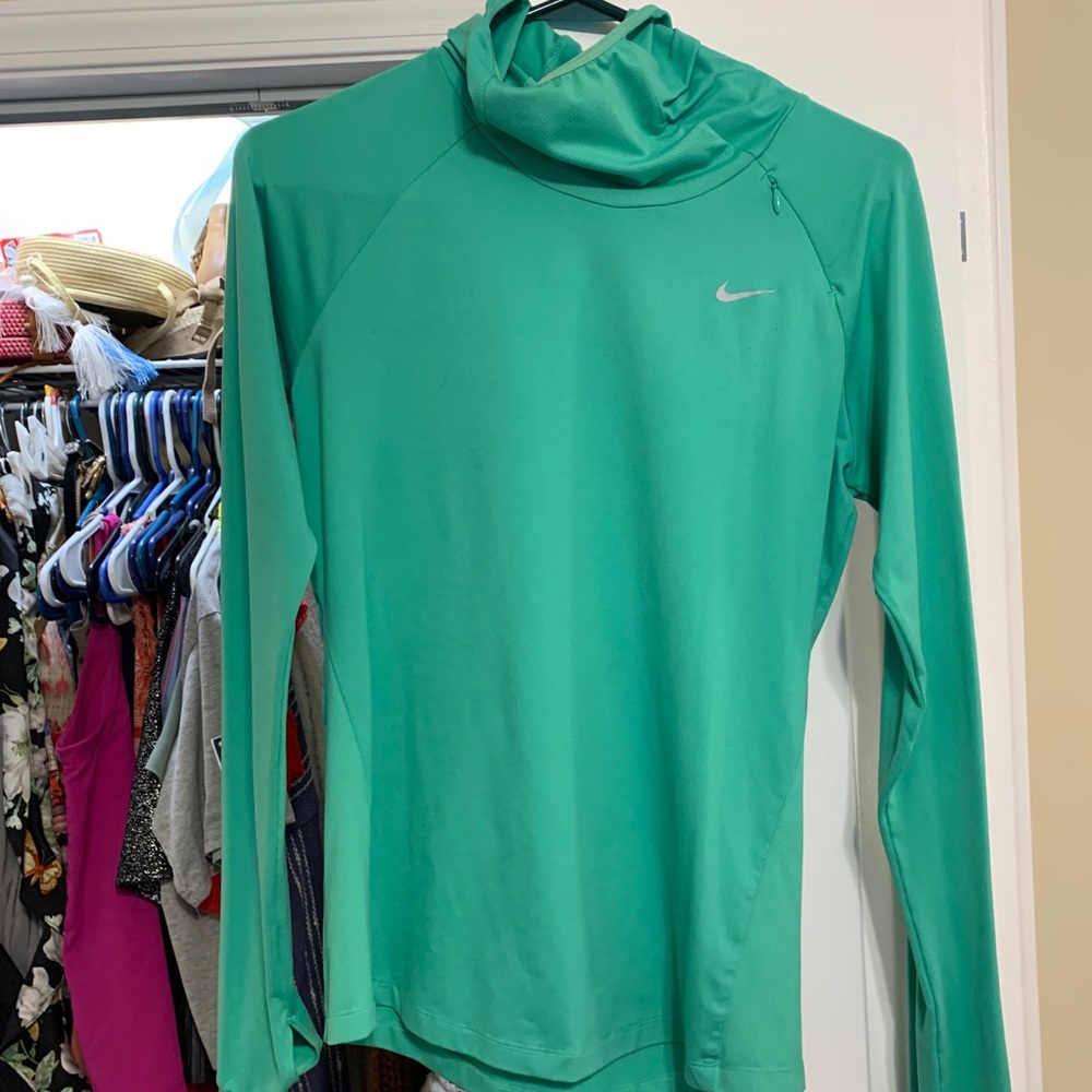 nike mock neck hooded pullover